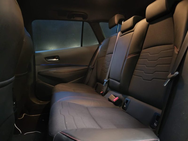 TOYOTA COROLLA TOURING SPORT 122h DESIGN MY22 CARPLAY / ANGLES MORTS / CAMERA / SIEGES CHAUFFANTS