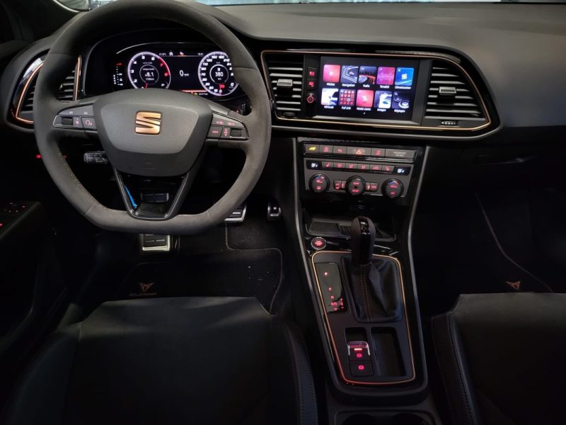 SEAT CUPRA 2.0 TSI 300R DSG7 TOIT OUVRANT / APPLE CARPLAY / PACK CARBONNE