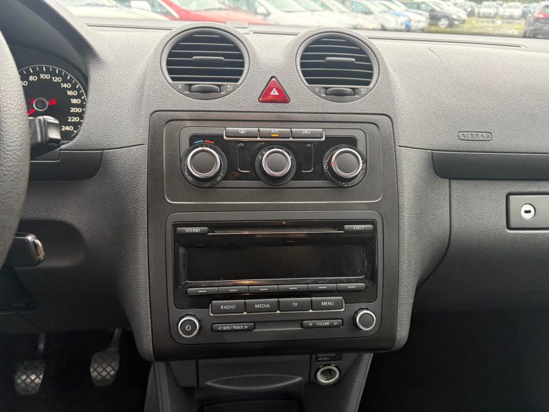 VOLKSWAGEN CADDY  1.6 TDI 102ch FAP Trendline TPMR.embrayage neuf TVA récupérable 15825HT