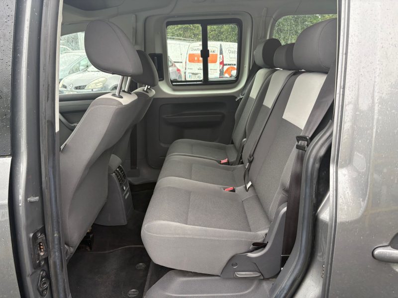 VOLKSWAGEN CADDY  1.6 TDI 102ch FAP Trendline TPMR.embrayage neuf TVA récupérable 15825HT