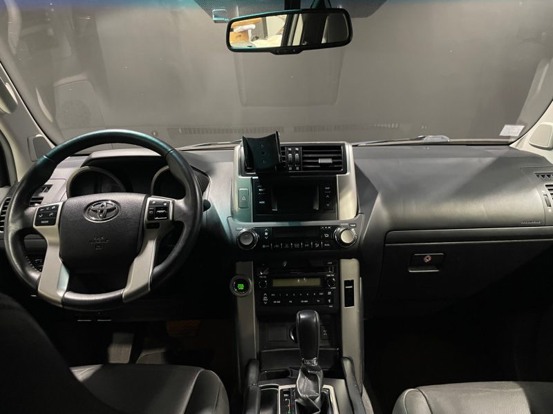 TOYOTA LAND CRUISER 2012