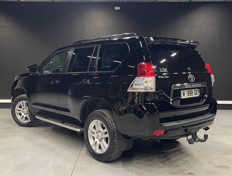 TOYOTA LAND CRUISER 2012