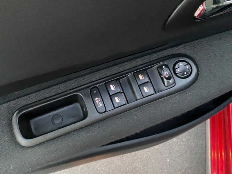 PEUGEOT 3008 1.6 HDi 114ch Allure 🚙 1ère main / Reprise / Garantie 6 mois ✅