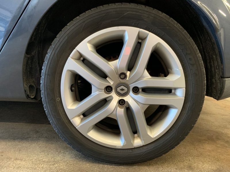 RENAULT CLIO 4 ESTATE ZEN 1.5 dCi 90ch - Distribution et entretien OK 