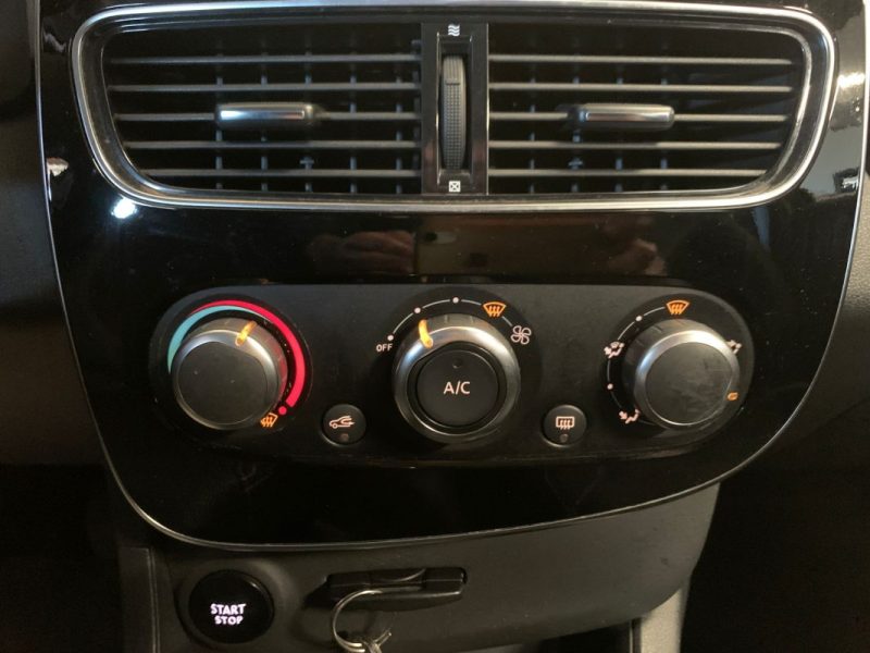 RENAULT CLIO 4 ESTATE ZEN 1.5 dCi 90ch - Distribution et entretien OK 