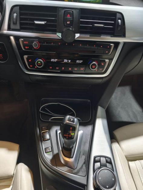 BMW 420 GRAN COUPE 2.0 190 Cv FINTION LUXURY - BOITE AUTO - TOIT OUVRANT - CUIR - GPS - CARPLAY 