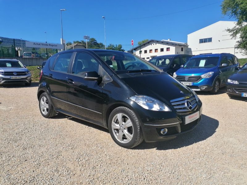 MERCEDES Classe A - 115ch essence boite automatique