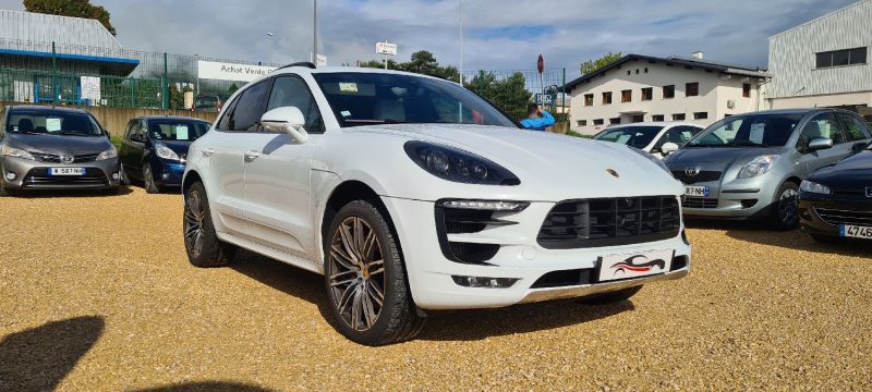 PORSCHE Macan Turbo - 3.6 V6 4x4 PDK 400ch