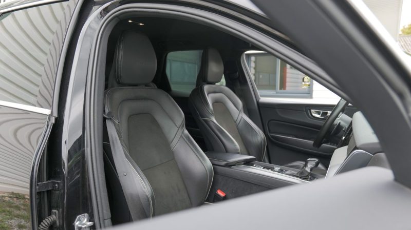 VOLVO XC60 D4 190Cv R-DESIGN GEARTRONIC 8