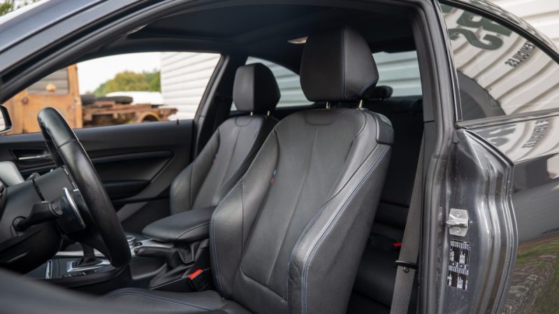 B.M.W. SERIE 2 220iA 184ch Pack M