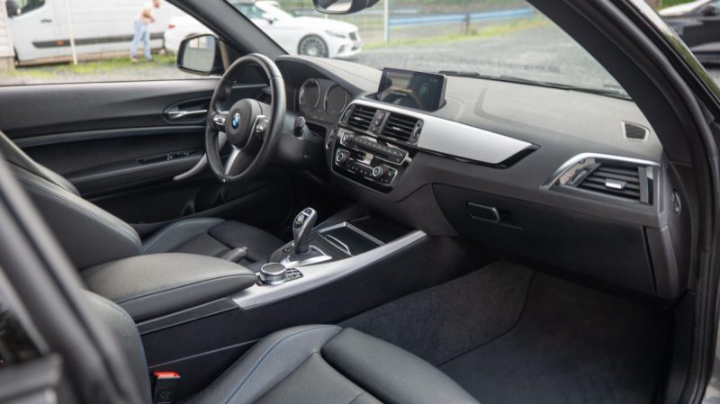 B.M.W. SERIE 2 220iA 184ch Pack M