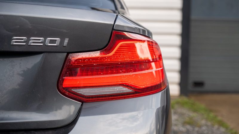 B.M.W. SERIE 2 220iA 184ch Pack M