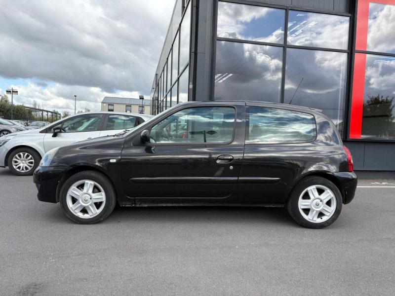 RENAULT CLIO 2006