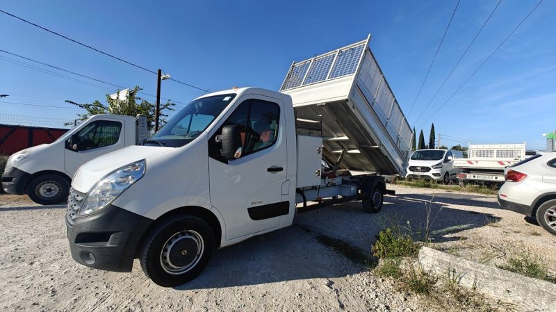 RENAULT MASTER III 2.3 dci 125cv benne basculante  2013