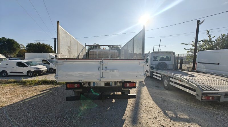 RENAULT MASTER III 2.3 dci 125cv benne basculante  2013