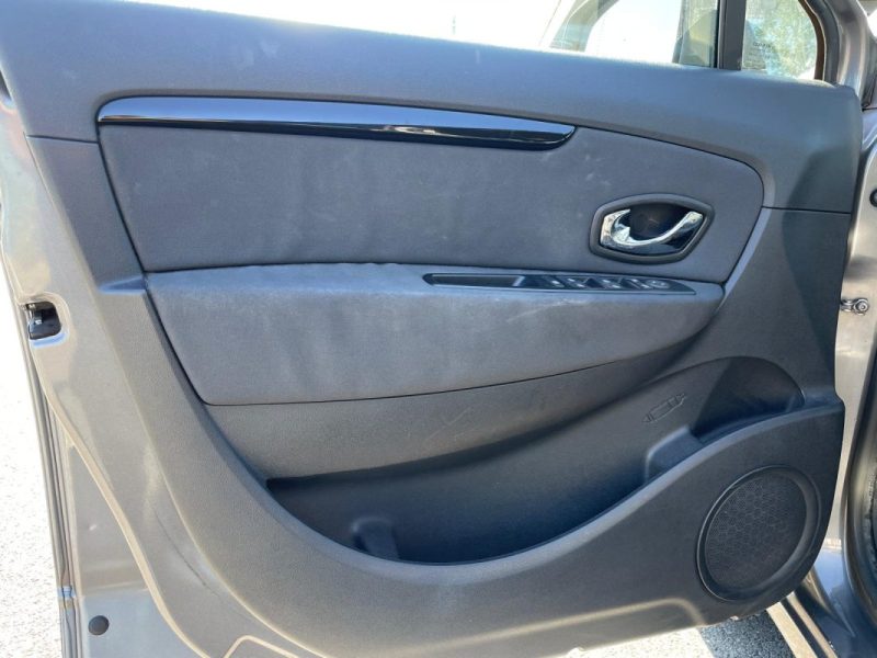 RENAULT MEGANE SCENIC 2013 - GARANTIE 3 MOIS 