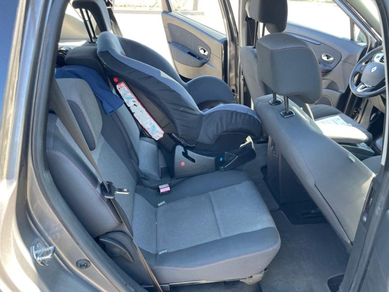 RENAULT MEGANE SCENIC 2013 - GARANTIE 3 MOIS 