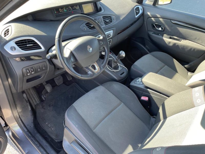 RENAULT MEGANE SCENIC 2013 - GARANTIE 3 MOIS 