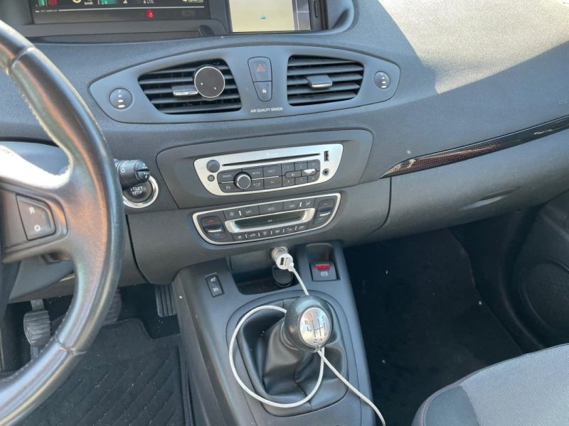 RENAULT MEGANE SCENIC 2013 - GARANTIE 3 MOIS 