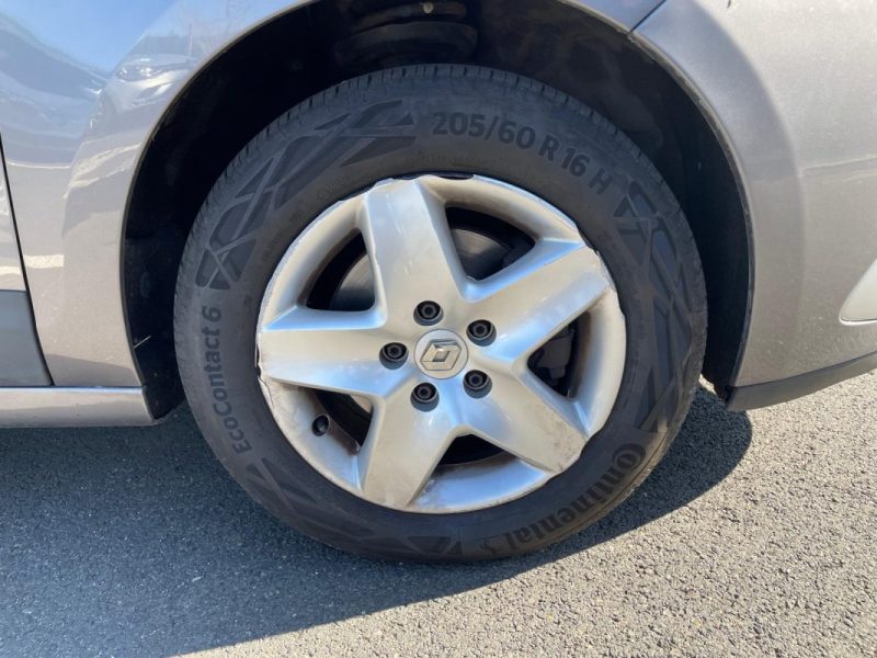 RENAULT MEGANE SCENIC 2013 - GARANTIE 3 MOIS 