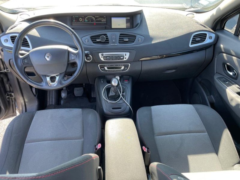 RENAULT MEGANE SCENIC 2013 - GARANTIE 3 MOIS 