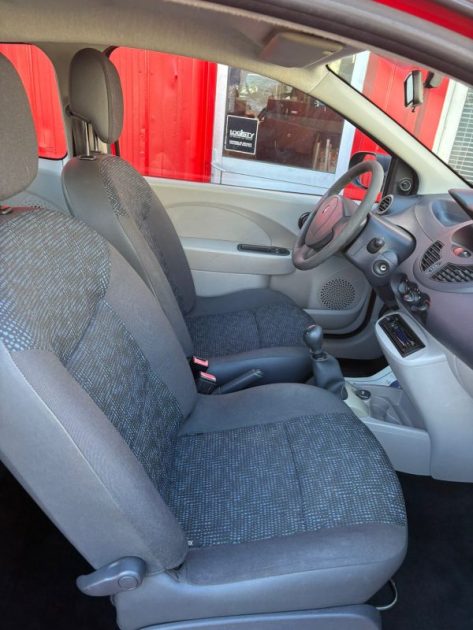 RENAULT TWINGO 2010