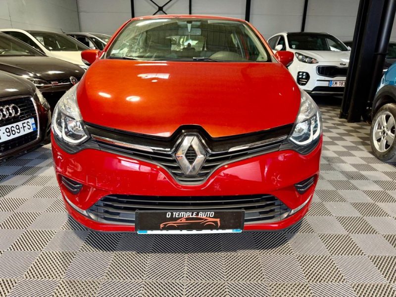 RENAULT CLIO IV 0.9 TCE GENERATON 75CH ( vente à marchand )