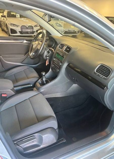 VOLKSWAGEN GOLF 2012