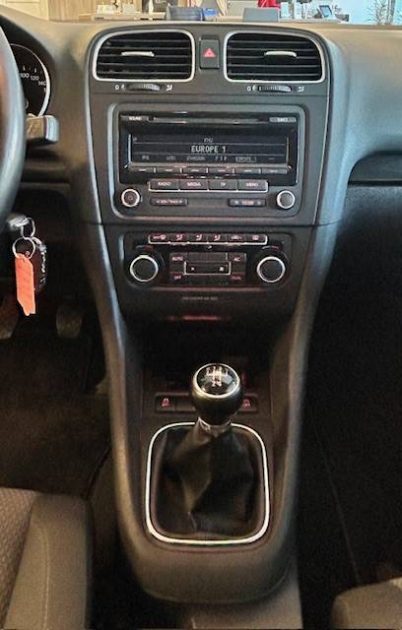 VOLKSWAGEN GOLF 2012