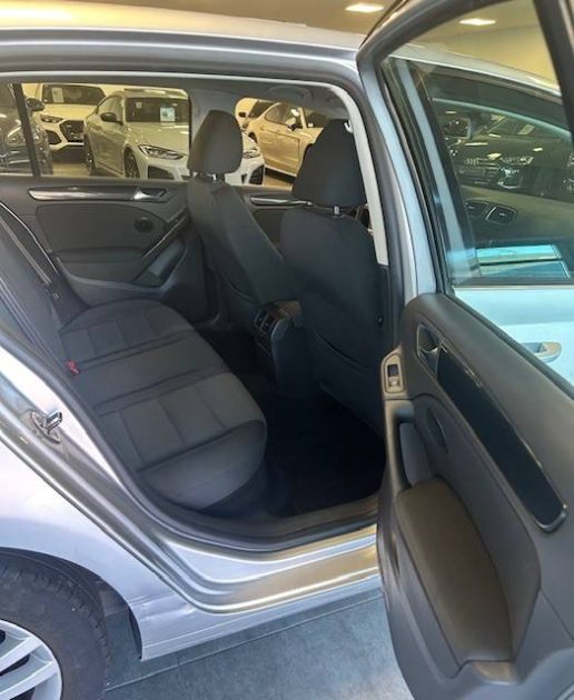 VOLKSWAGEN GOLF 2012