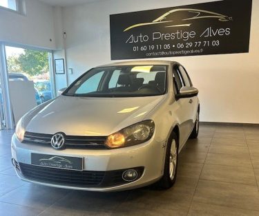 VOLKSWAGEN GOLF 2012