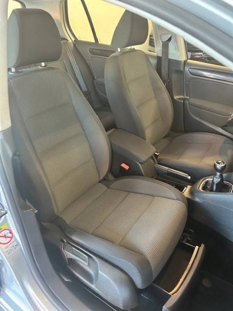 VOLKSWAGEN GOLF 2012