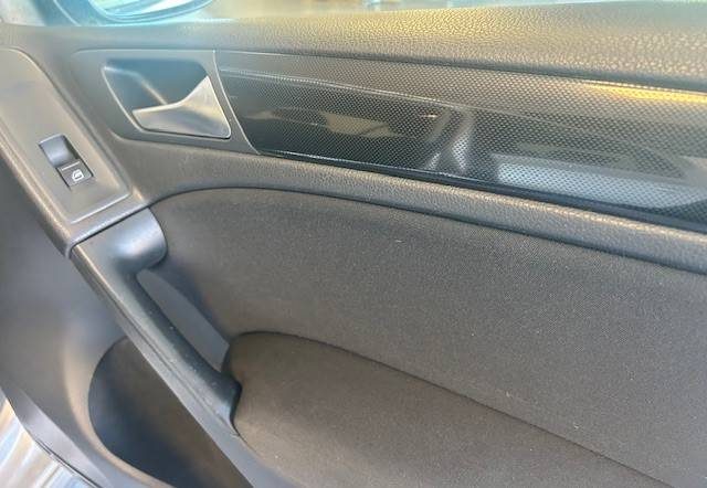 VOLKSWAGEN GOLF 2012