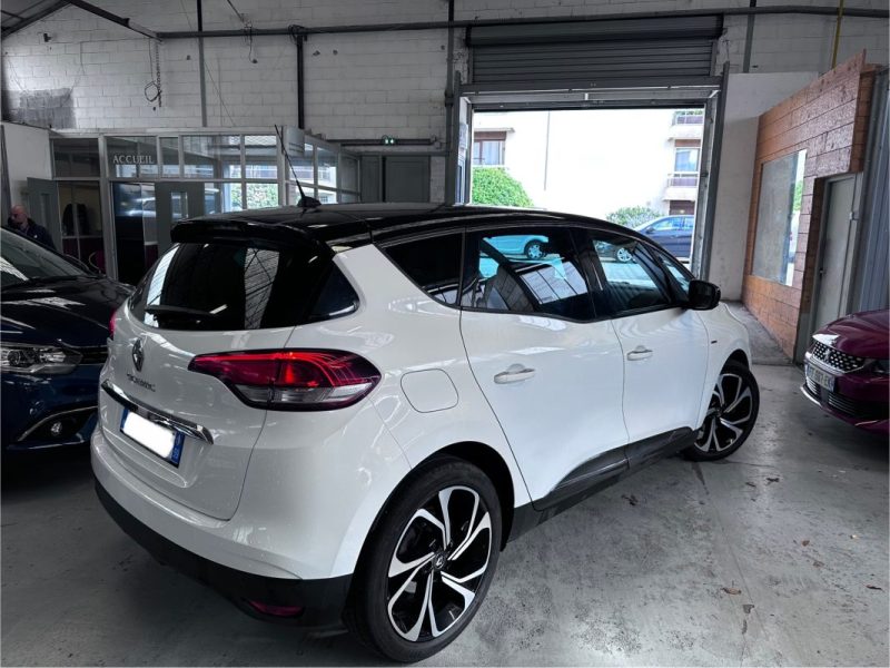 Megane Scenic ENERGY INTENS 1.5 DCI 110