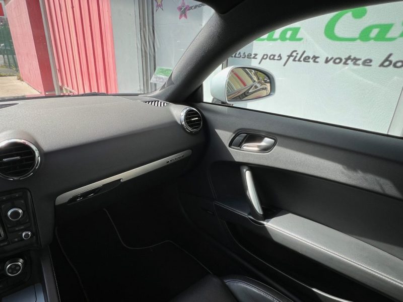 Audi TT RS 2.5l TFSI 340ch Quattro S-tronic 7