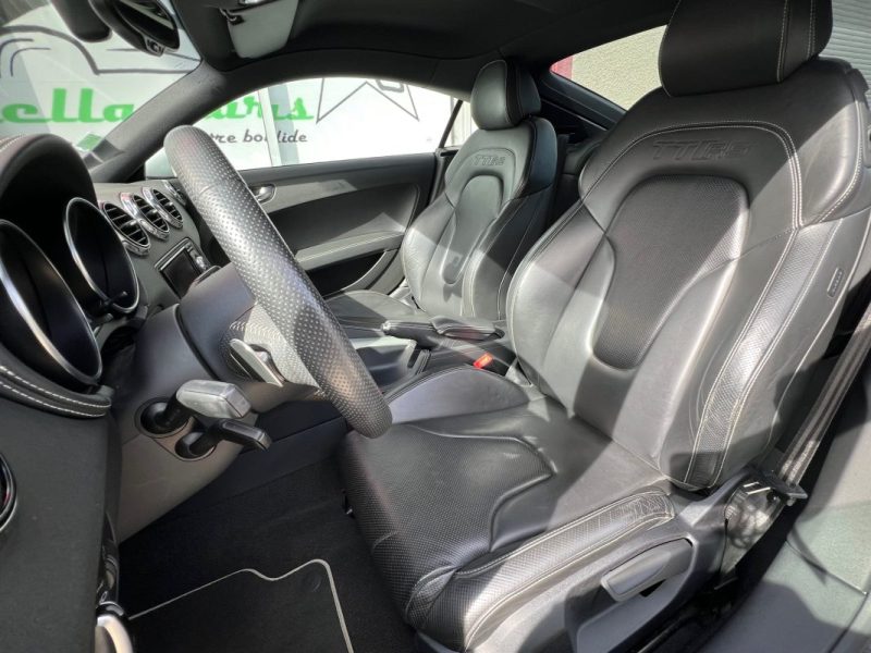 Audi TT RS 2.5l TFSI 340ch Quattro S-tronic 7