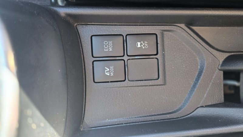 TOYOTA YARIS HYBRID 2019