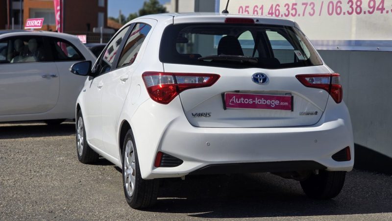 TOYOTA YARIS HYBRID 2019