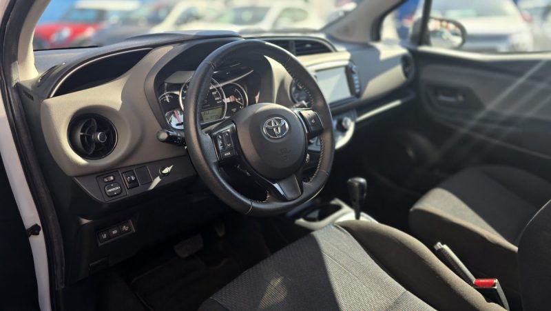 TOYOTA YARIS HYBRID 2019
