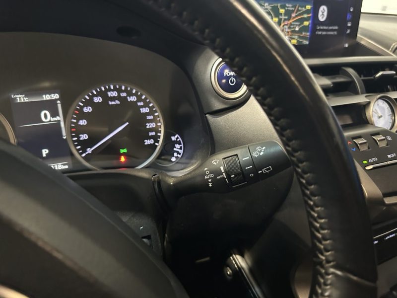 LEXUS NX 300h Business - CARPLAY / CAMERA DE RECUL