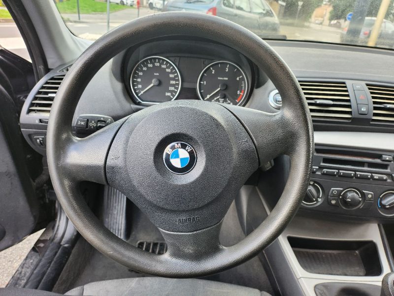 B.M.W. SERIE 1 118D 122CV