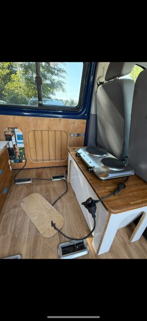 Volkswagen Transporter T5 combi 1.9 TDI 100 aménagé 