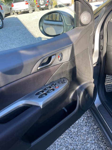 HONDA CIVIC 2.2 i-CTDi Virtuose 140cv 1ere Main