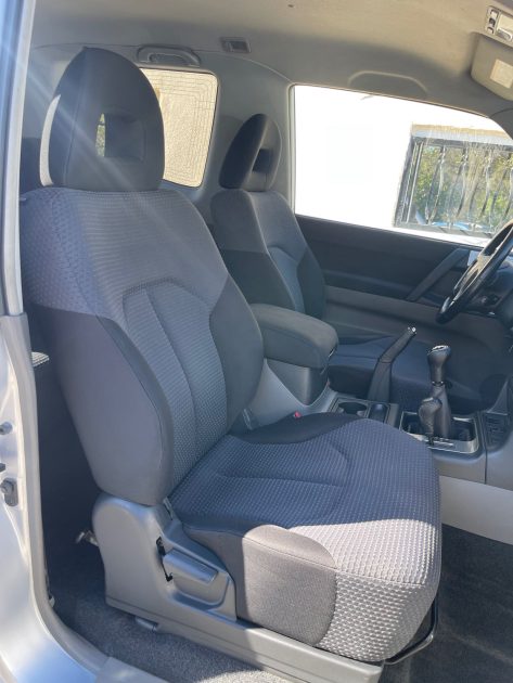 MITSUBISHI PAJERO 2005