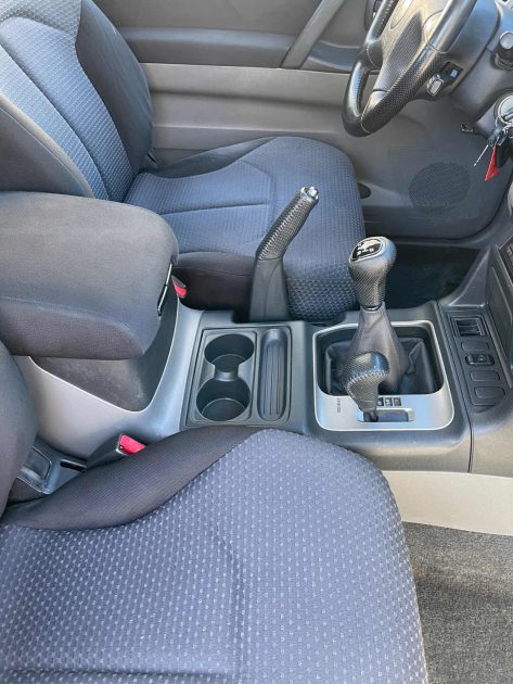 MITSUBISHI PAJERO 2005