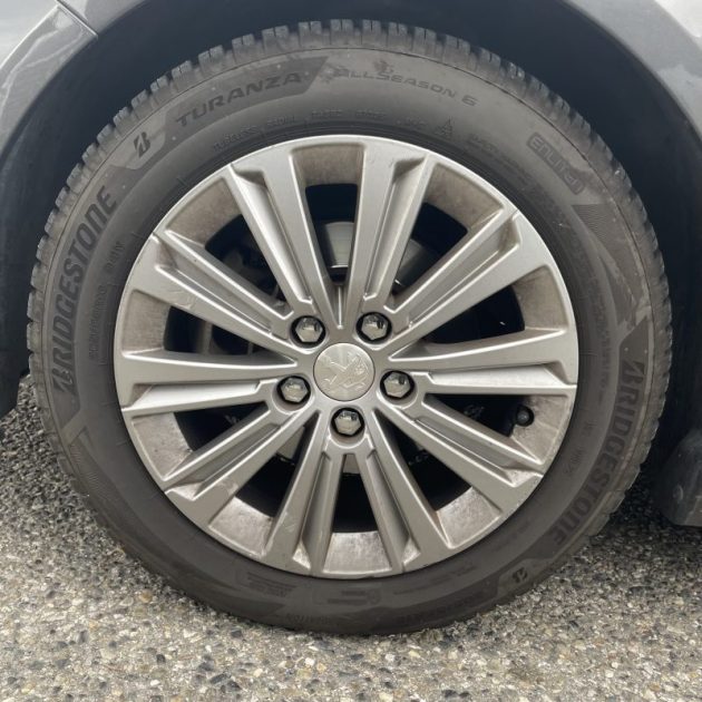 PEUGEOT 308 1.2 PureTech 130ch S&S Allure Business EAT6