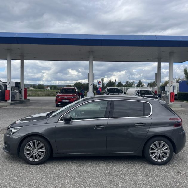 PEUGEOT 308 1.2 PureTech 130ch S&S Allure Business EAT6