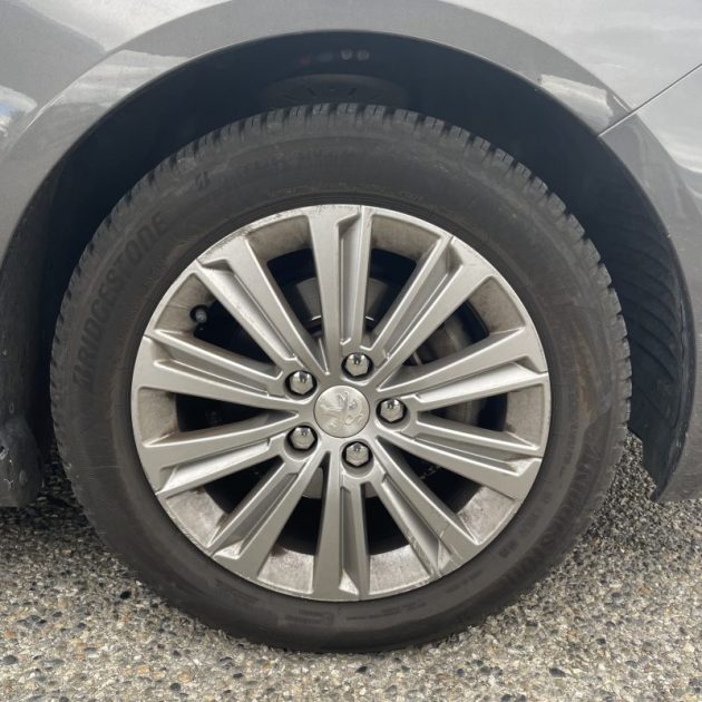 PEUGEOT 308 1.2 PureTech 130ch S&S Allure Business EAT6