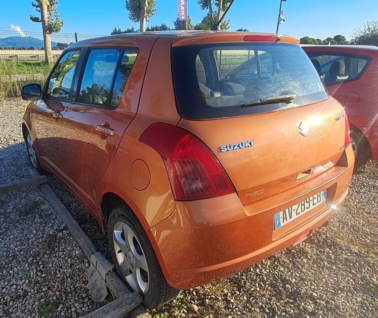 SUZUKI SWIFT 2006 1.3 VVT GLX 4X4