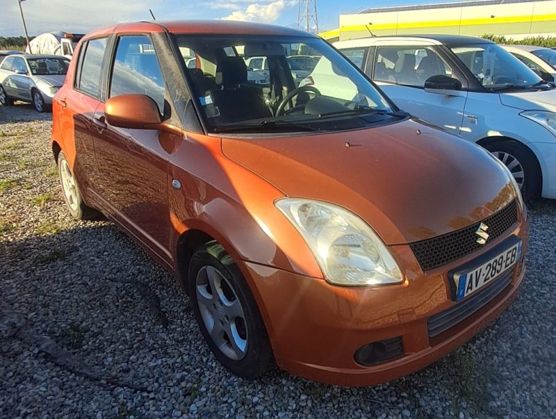 SUZUKI SWIFT 2006 1.3 VVT GLX 4X4